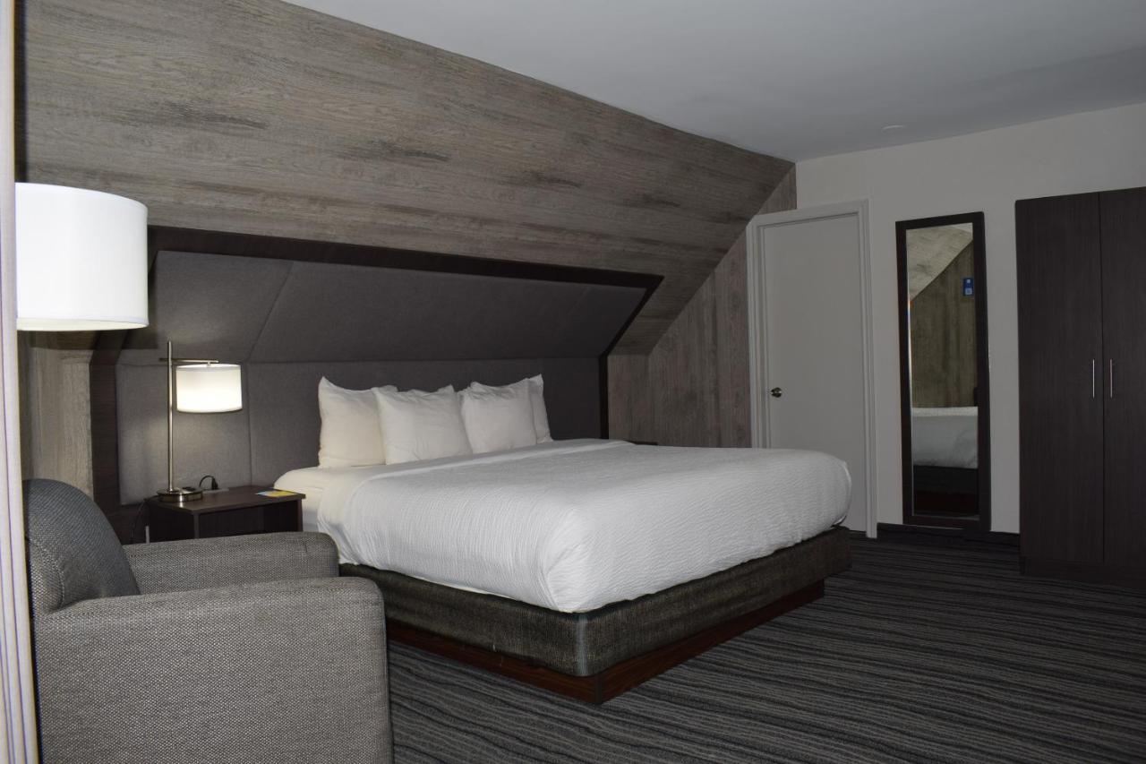 Days Inn By Wyndham Kingston Buitenkant foto